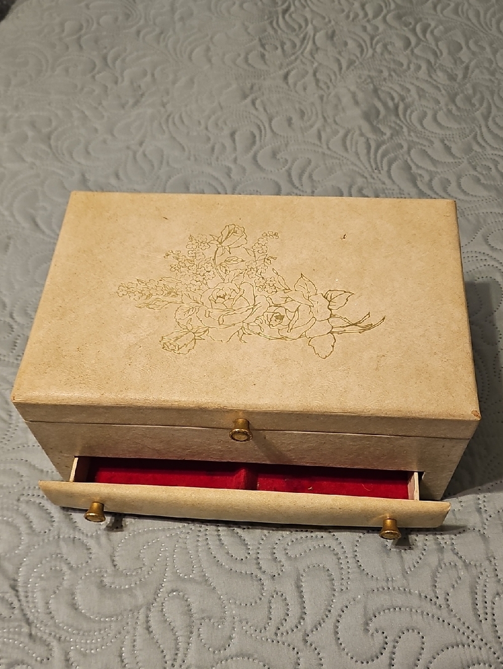Vintage Buxton  Floral Jewelry Box with Red Velvet Interior